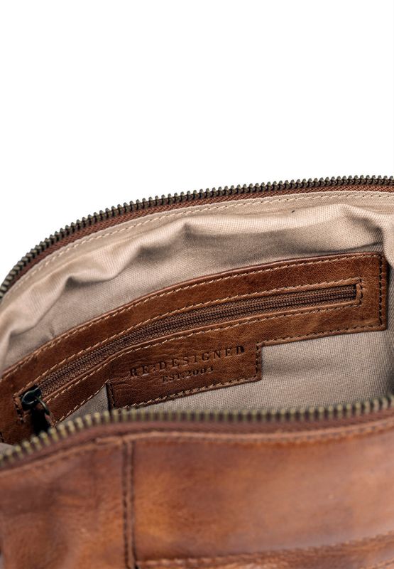 RE:Designed By Dixie Leknes Urban i Walnut