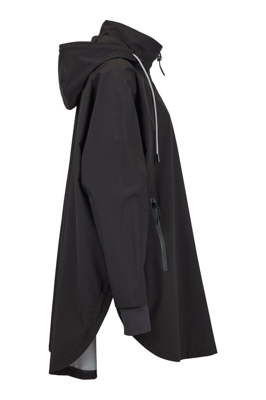 Normann Coat Cape2 i Black