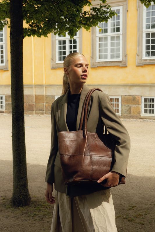 RE:Designed By Dixie Mane Big Toutebag Woodsmoke