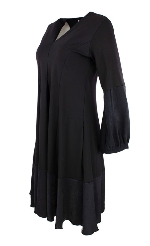 Boheme Kjole 3/4 Lang A Line i Punta Mix Black