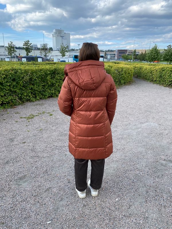Normann lang dunjakke i Rust Orange/Black