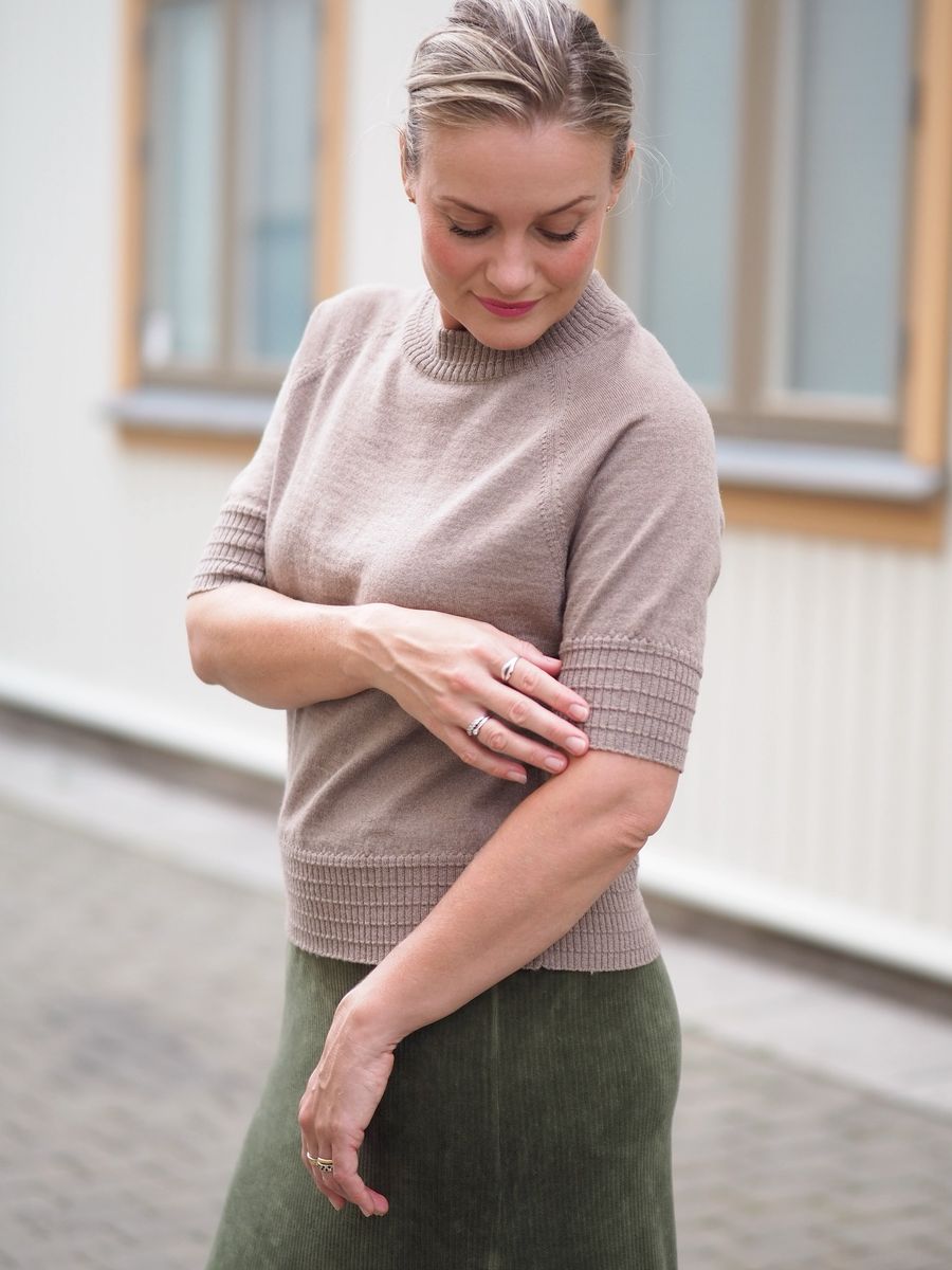 Makeløs Frei Genser i Beige